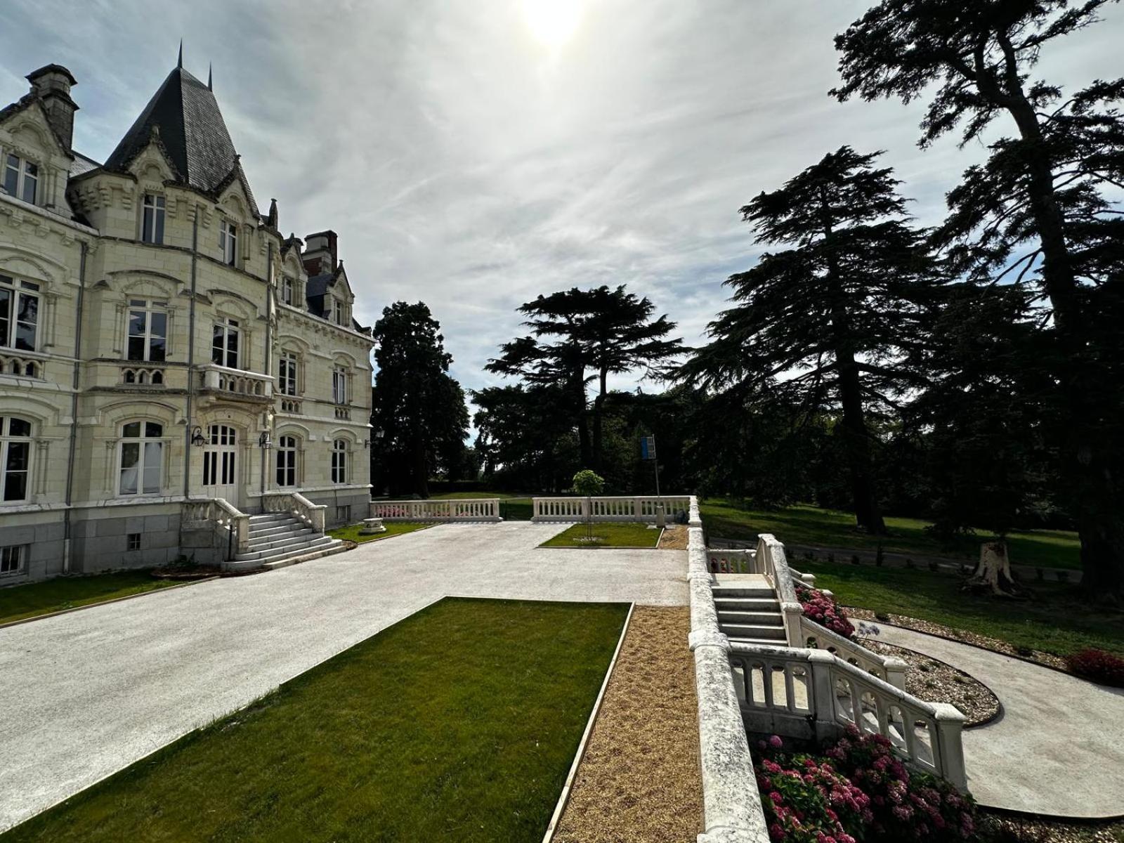 Saint-Saturnin-sur-Loire Dependance Chateau D'Arts酒店 外观 照片